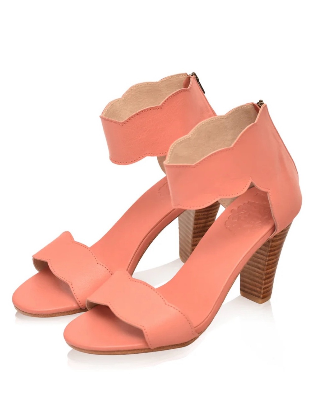 ELF Spanish Mystery Leather Heels Coral 
Women’s Size: 8.5